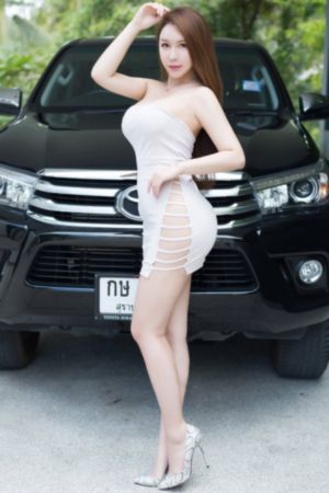 老板一边开会一边摸秘书_4K免费观看电视剧
