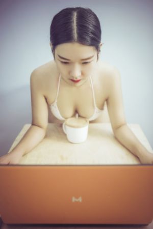 被狙击的天使_超清高清电影在线