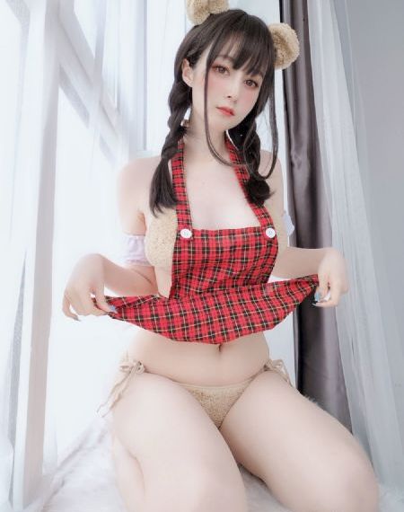 纯洁の轮舞曲无删减在线里番_4K电影全集观看